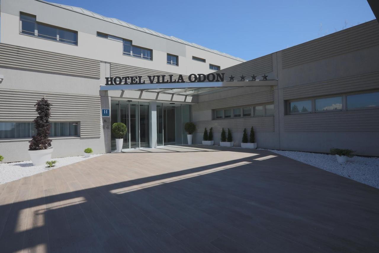 Hotel Villa Odon Villaviciosa de Odon Luaran gambar
