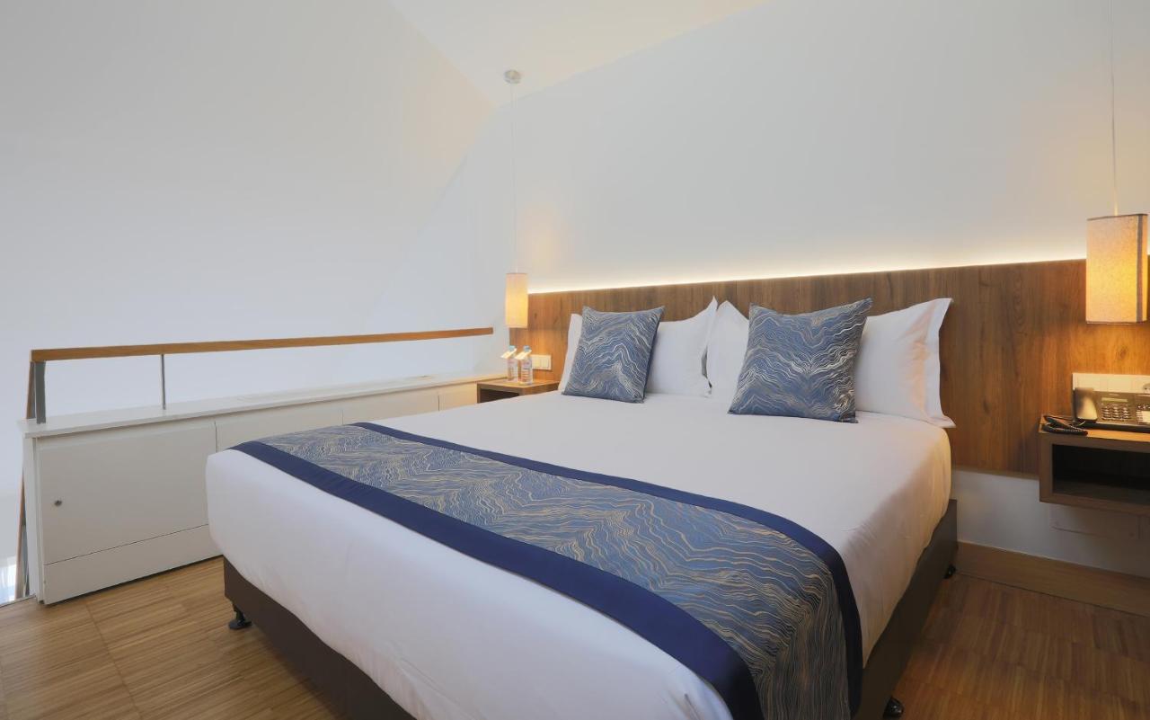 Hotel Villa Odon Villaviciosa de Odon Luaran gambar