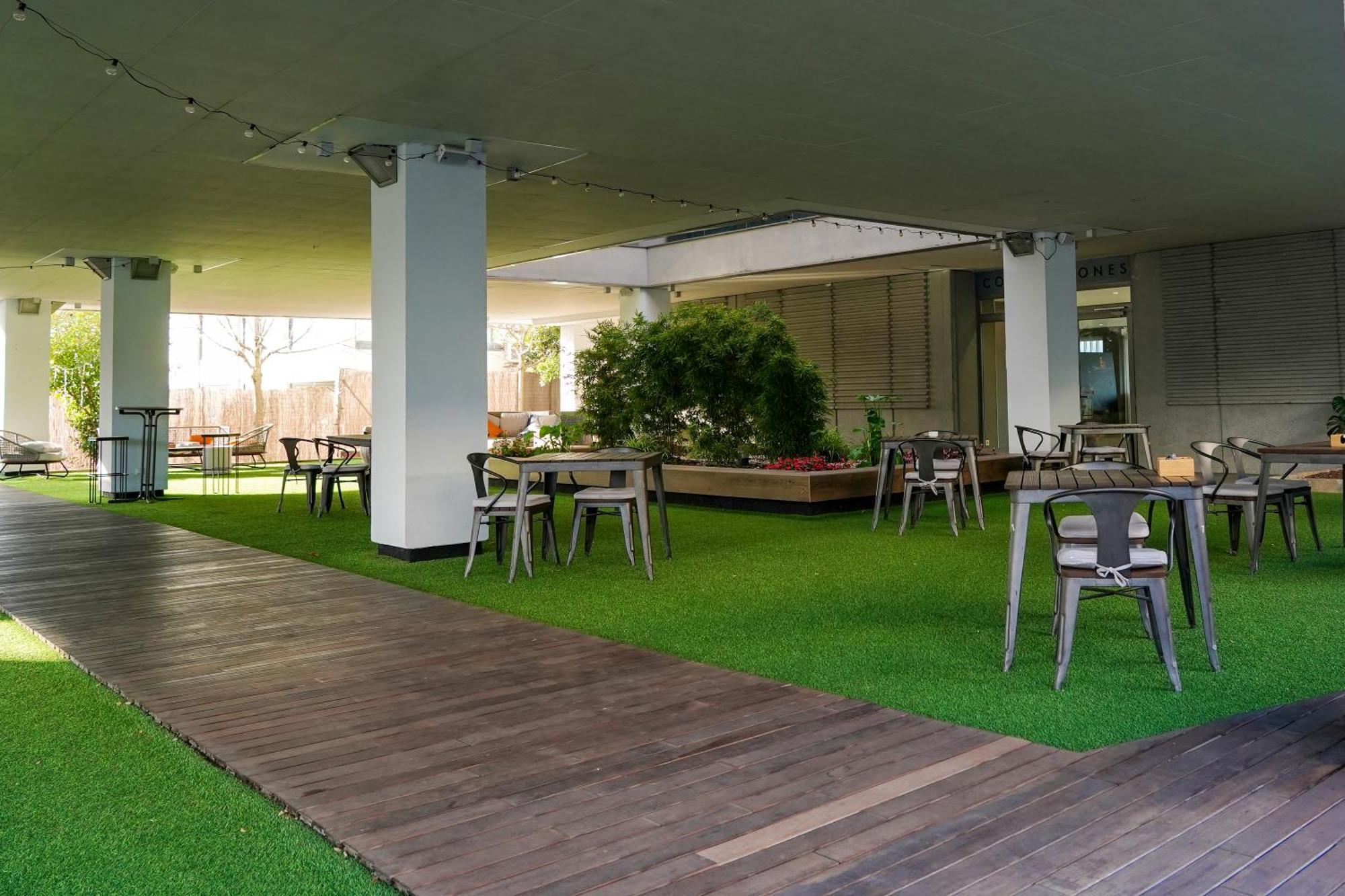 Hotel Villa Odon Villaviciosa de Odon Luaran gambar