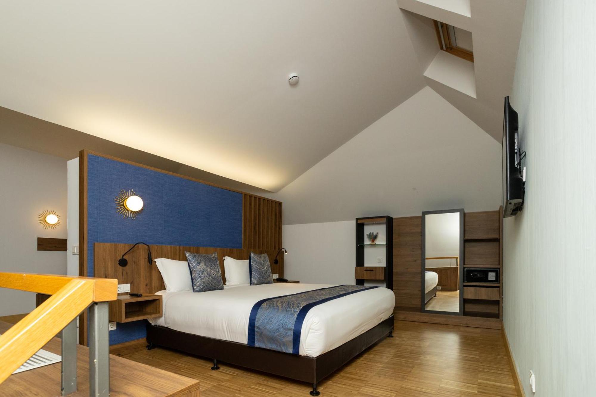 Hotel Villa Odon Villaviciosa de Odon Luaran gambar
